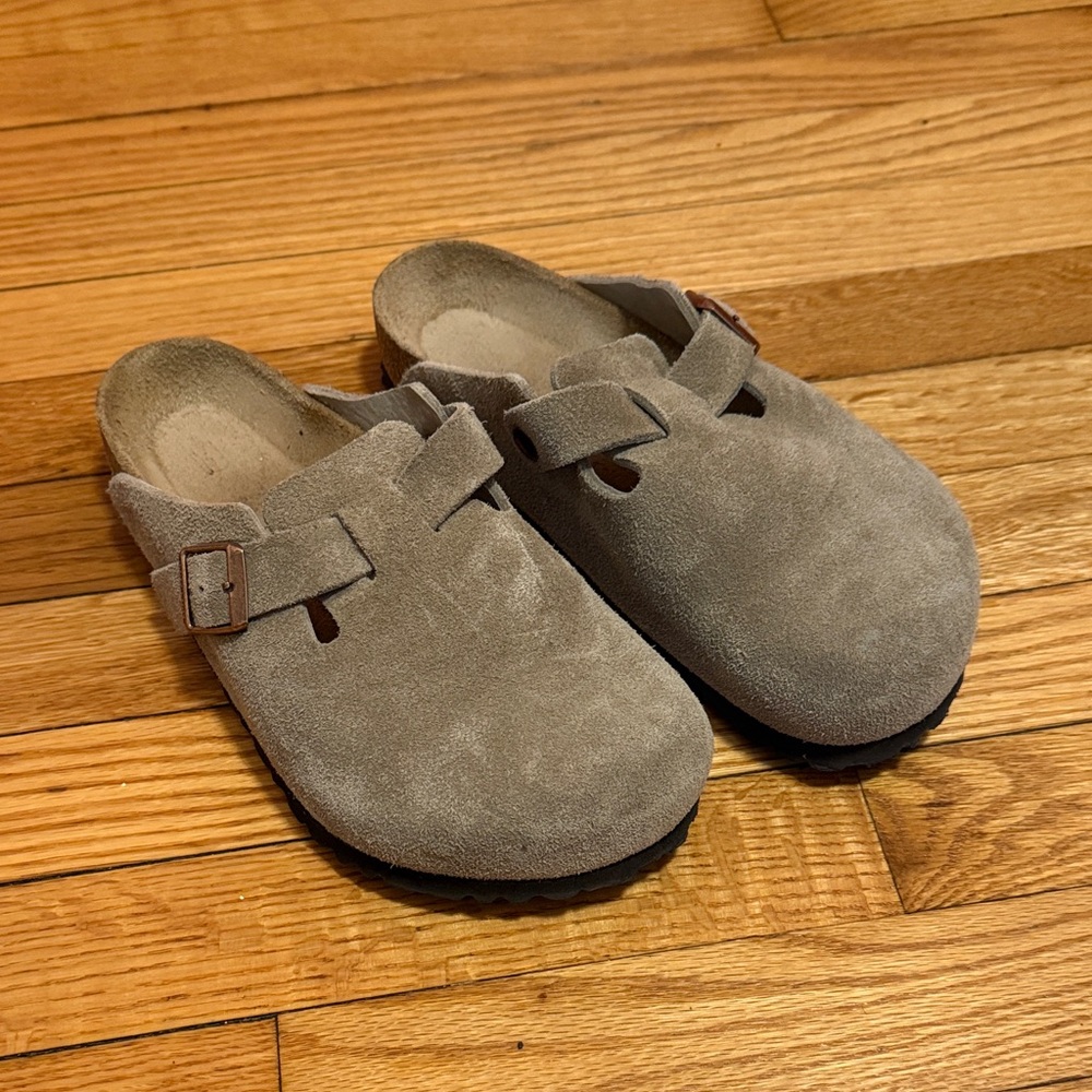 Birkenstock Clogs - Tan